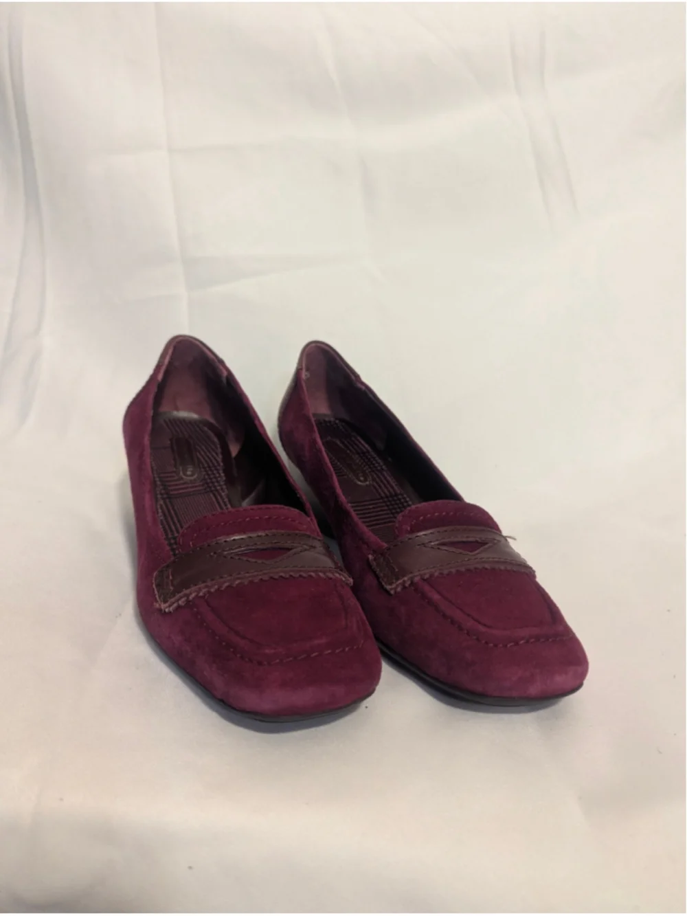 Easy Spirit Esmallie Dark Red Suede Wedge Loafers Size 6.5